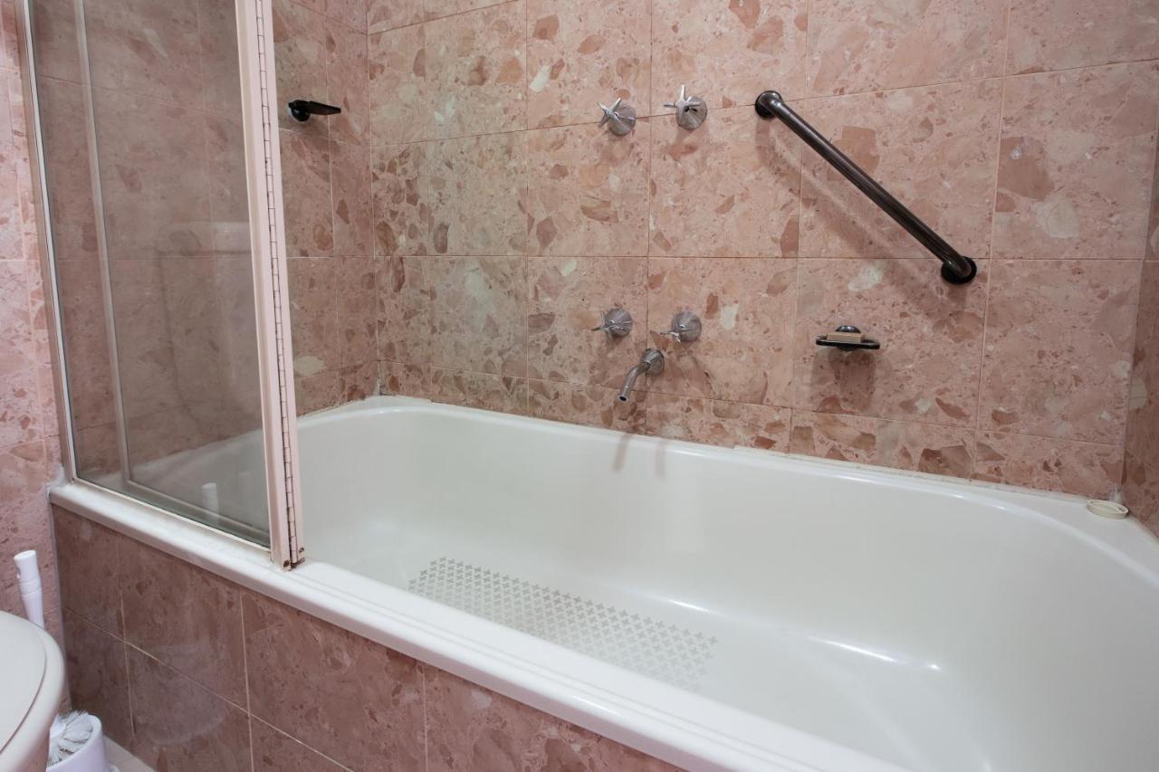 Citiclub Hotel Мельбурн Экстерьер фото